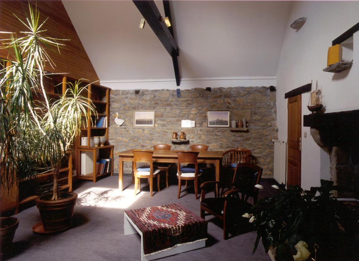 La Goelette Apartment Saint Suliac Bagian luar foto